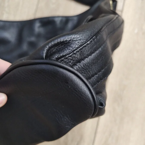 MICHAEL KORS Black Leather Hobo Vintage Shoulder Bag, Turn Lock Pockets - Picture 5 of 12